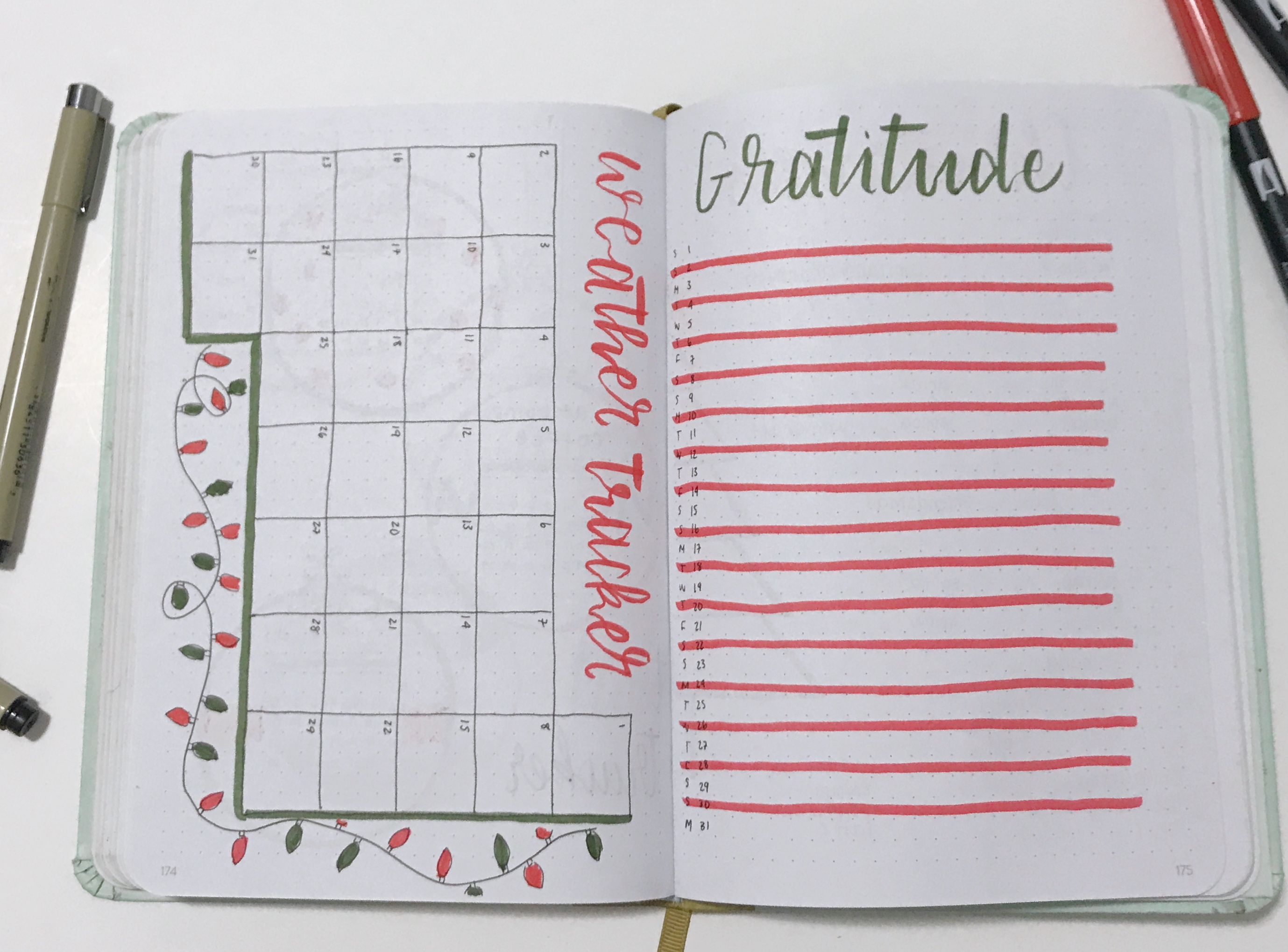 December Christmas Themed Weather Tracker and Gratitude Log #aylarianne #weathertracker #gratitudelog #bulletjournal