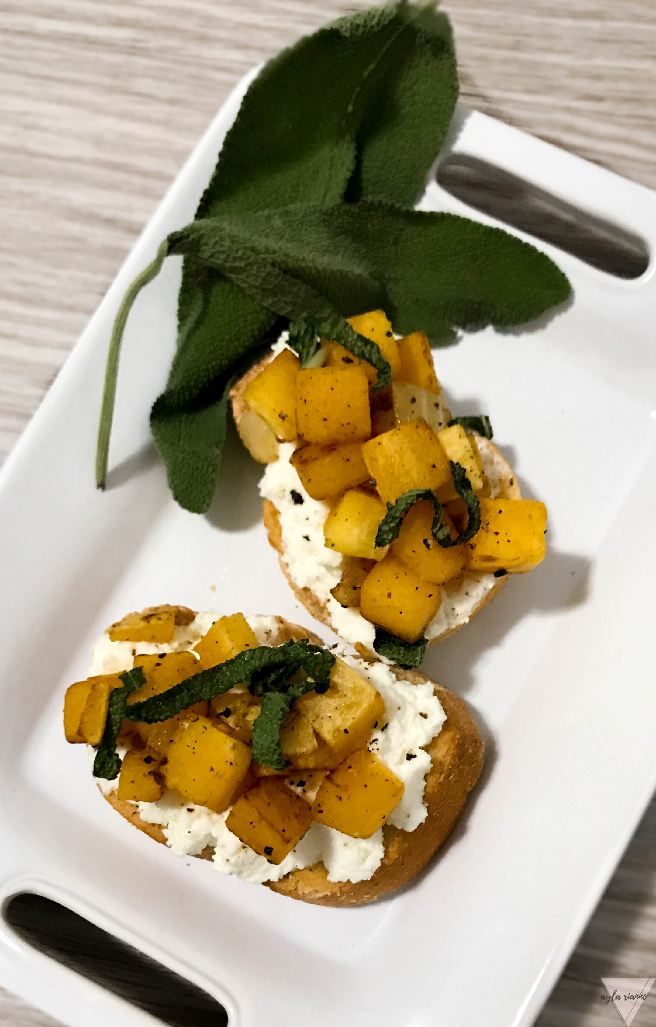 Butternut Squash Ricotta Toast #aylarianne #butternutsquash #ricottatoast #vegan