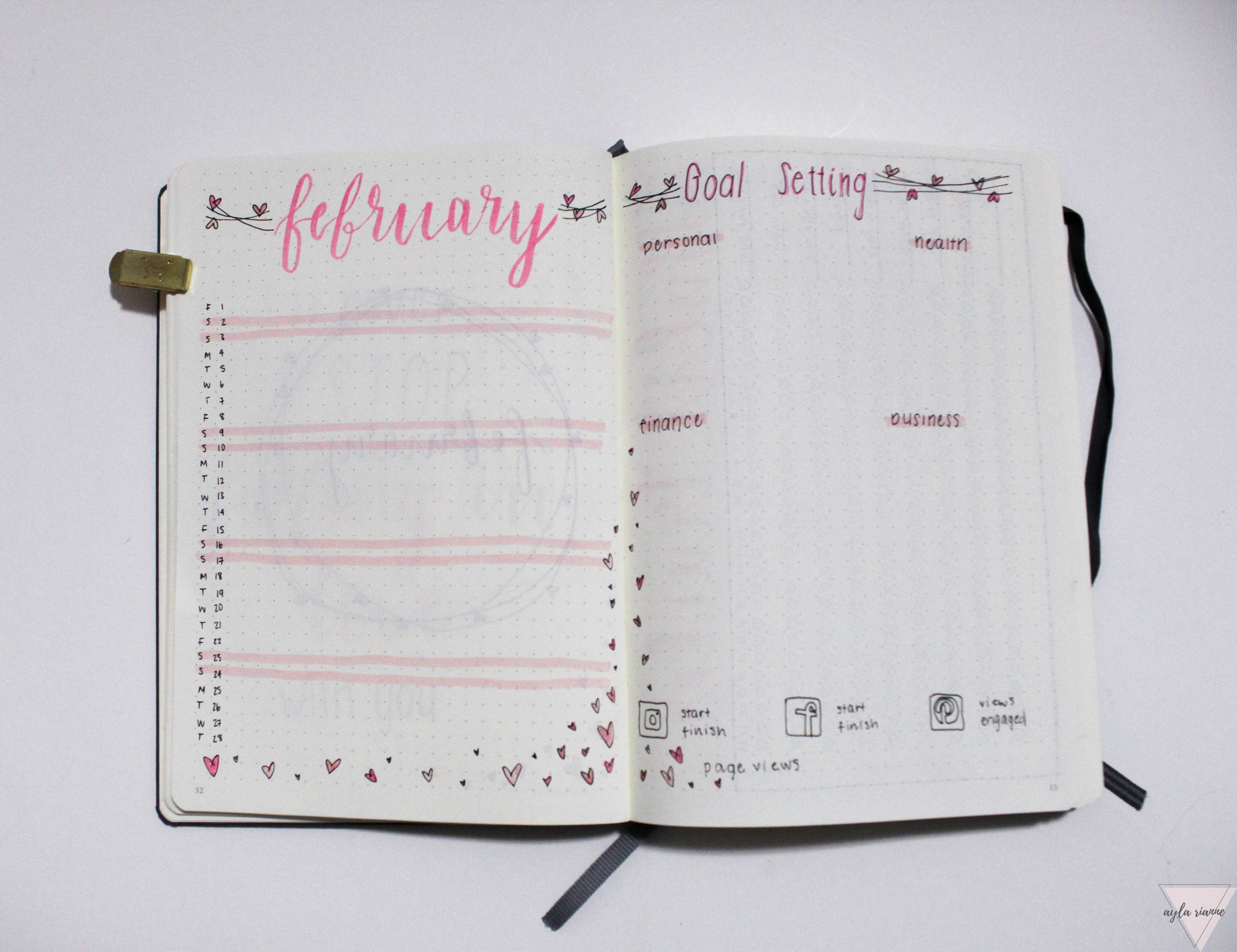 February Bullet Journal Monthly Log. Valentines Day Bullet Journal #aylarianne #bulletjournal #februarybulletjournal #valentinesbulletjournal