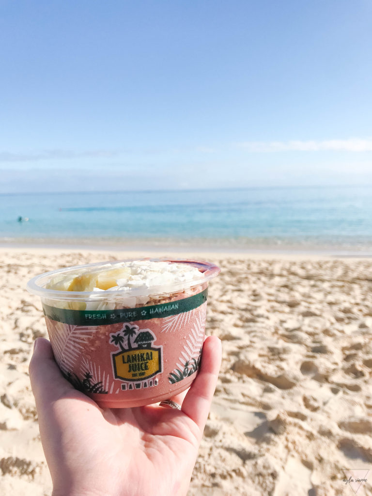 Having an acai bowl from Lanikai Juice on Lanikai Beach #lanikaijuice #lanikaibeach
