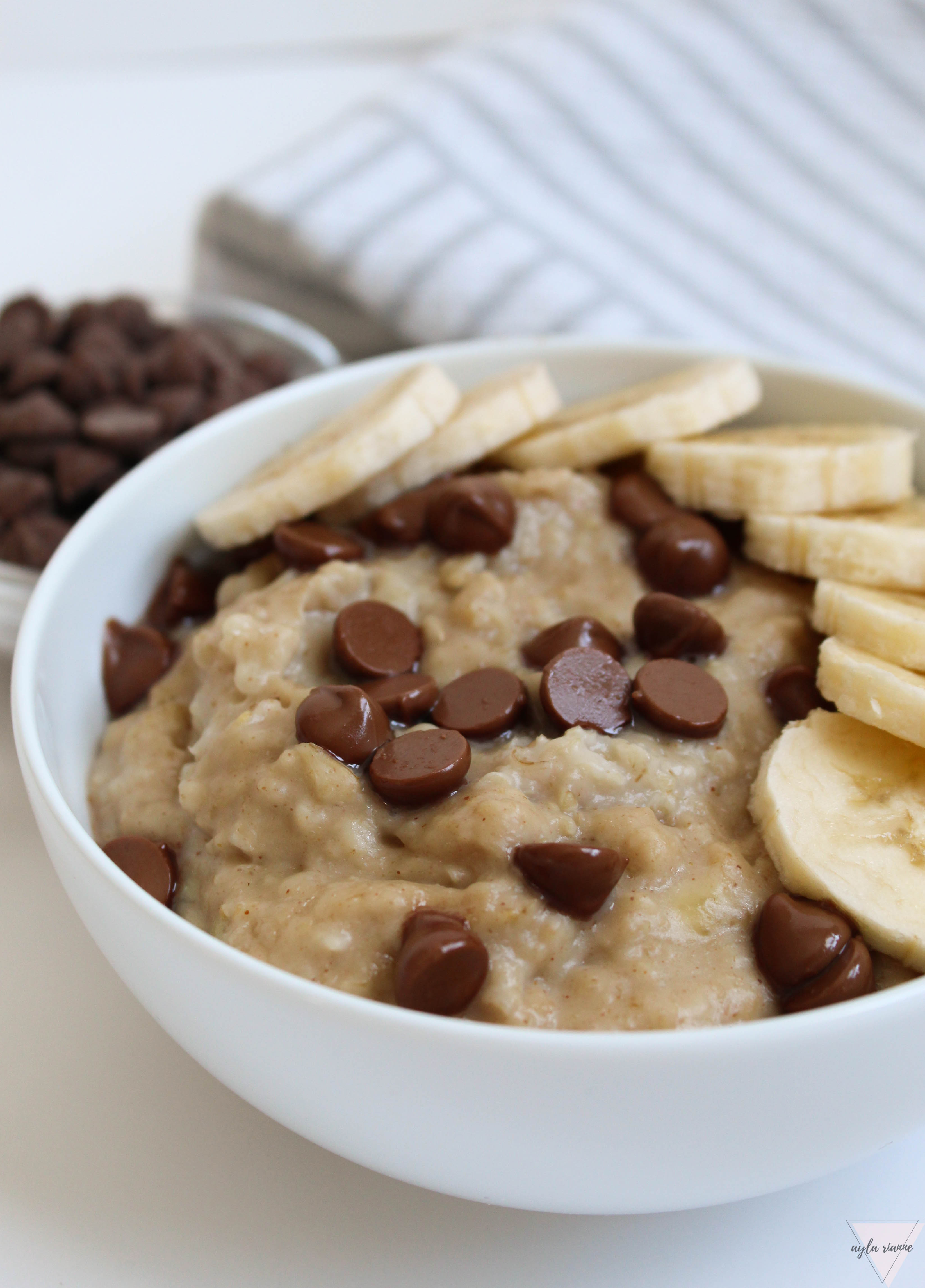 Oatmeal with bananas, peanut butter, and chocolate chips.