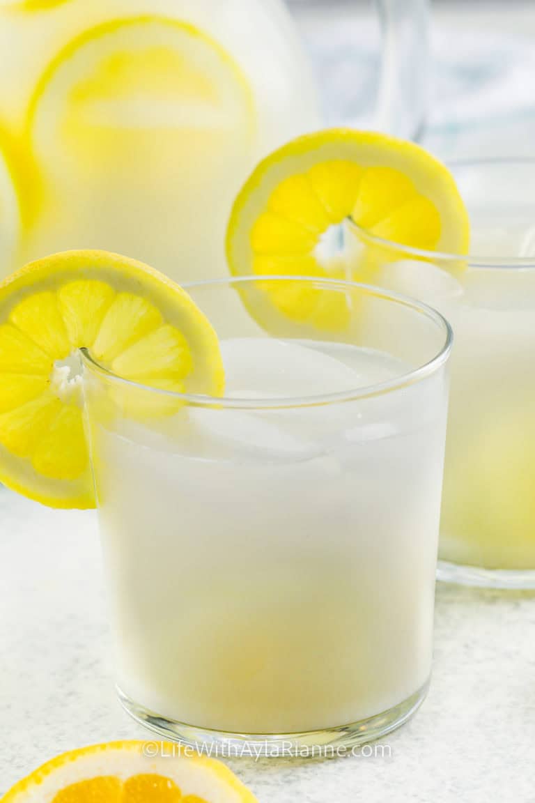 glasses of Creamy Lemonade