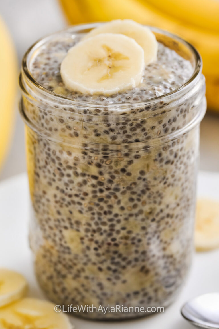 banana chia pudding in a mason jar with slices of banana on top